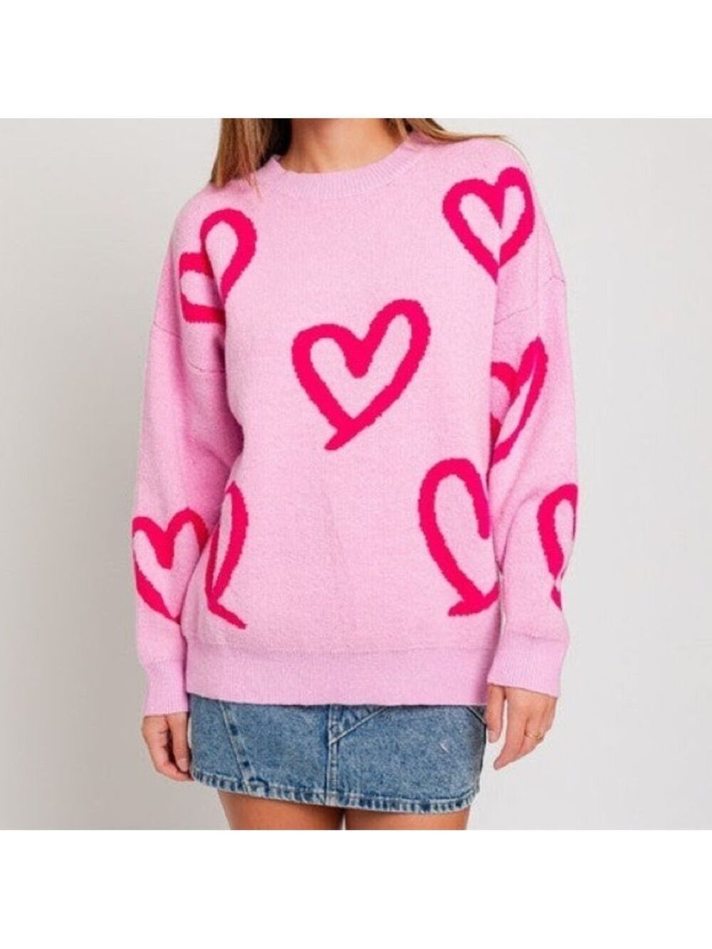 LE LIS Women’s Long Sleeve Round Neck Heart Printed Sweater Pink Oversized Fit M